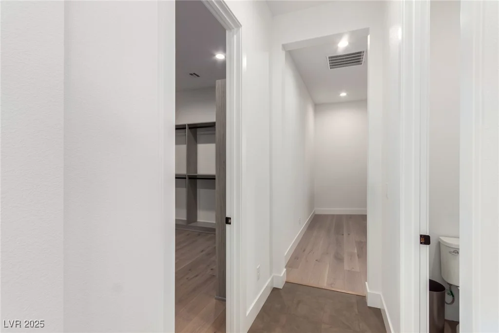 5725 El Royale, Las Vegas, NV 89149