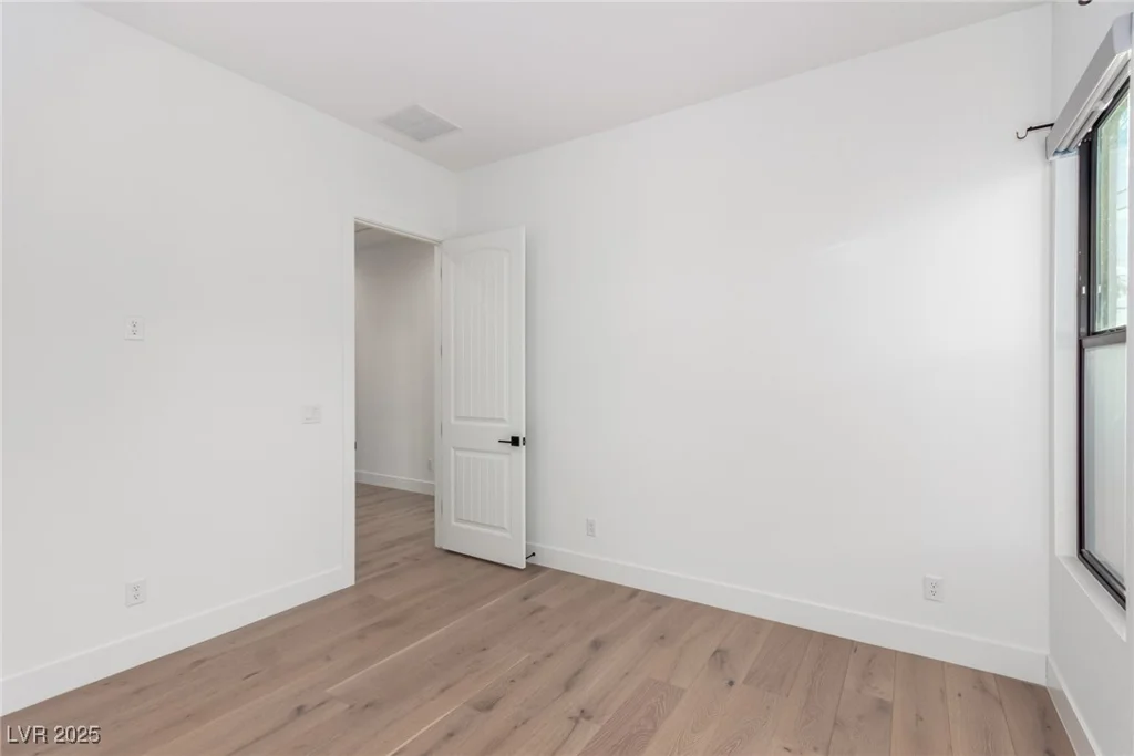 5725 El Royale, Las Vegas, NV 89149