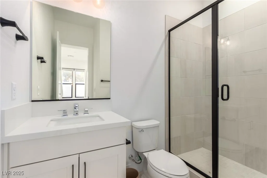 5725 El Royale, Las Vegas, NV 89149