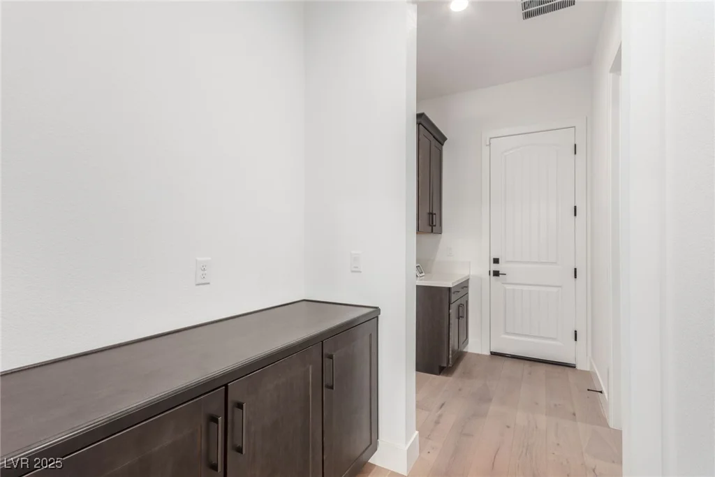 5725 El Royale, Las Vegas, NV 89149