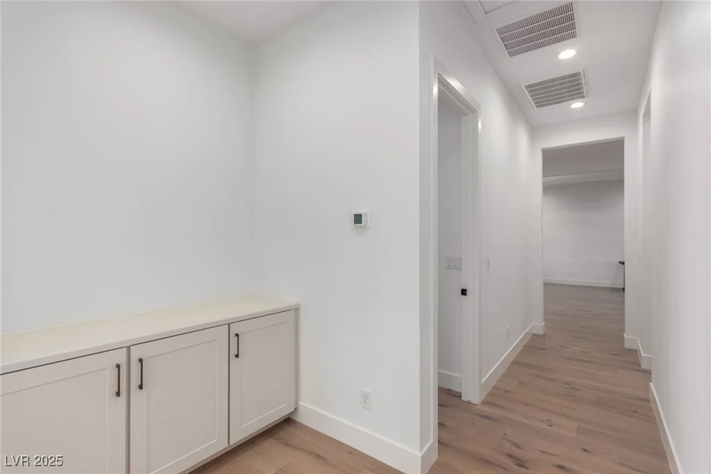 5725 El Royale, Las Vegas, NV 89149