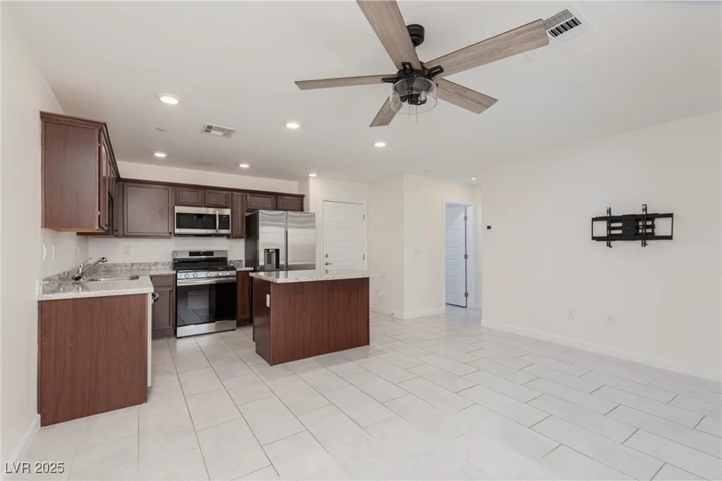 835 Jigglypuff, Henderson, NV 89011