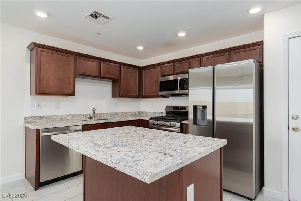 835 Jigglypuff, Henderson, NV 89011