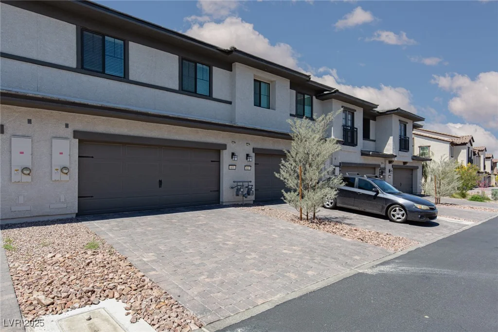 835 Jigglypuff, Henderson, NV 89011