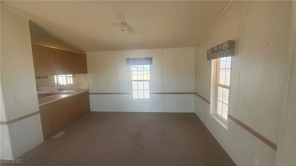 1640 Fawn, Pahrump, NV 89048