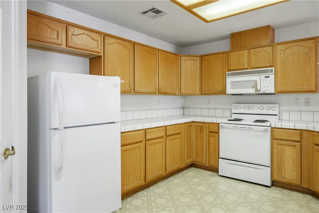 1351 Fawn, Pahrump, NV 89048
