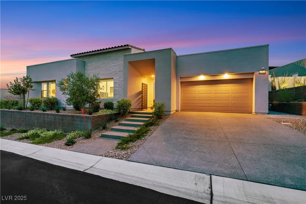 11895 SKYLINE ARCH, Las Vegas, NV 89138