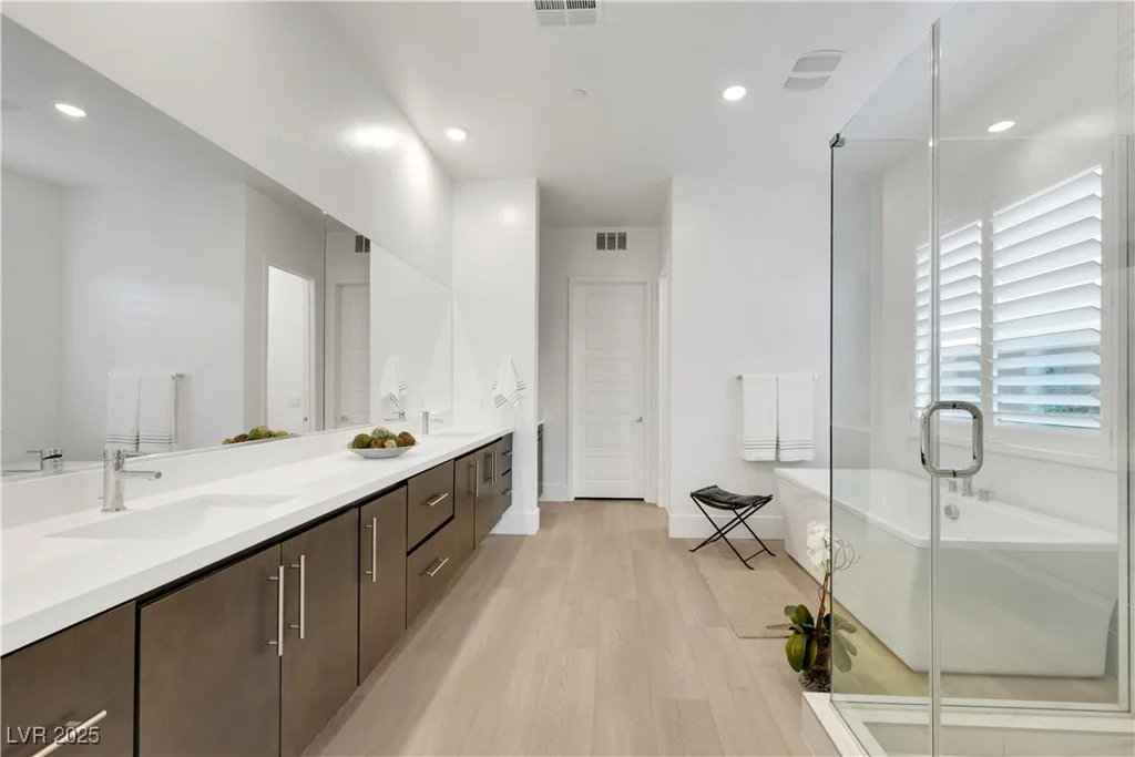 11895 SKYLINE ARCH, Las Vegas, NV 89138