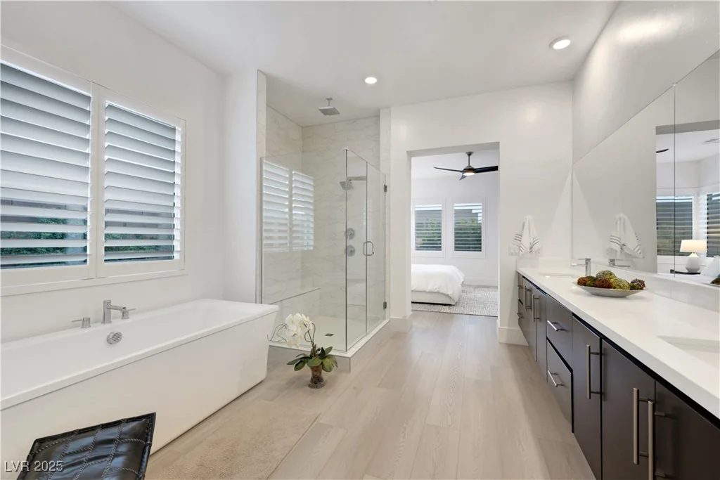 11895 SKYLINE ARCH, Las Vegas, NV 89138