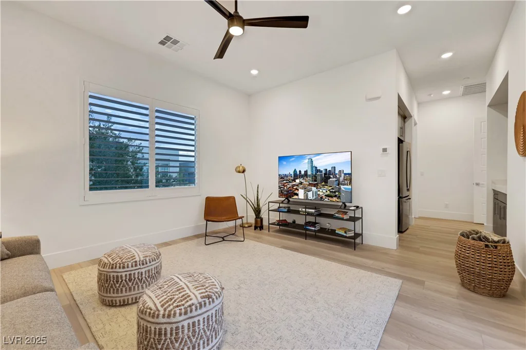 11895 SKYLINE ARCH, Las Vegas, NV 89138