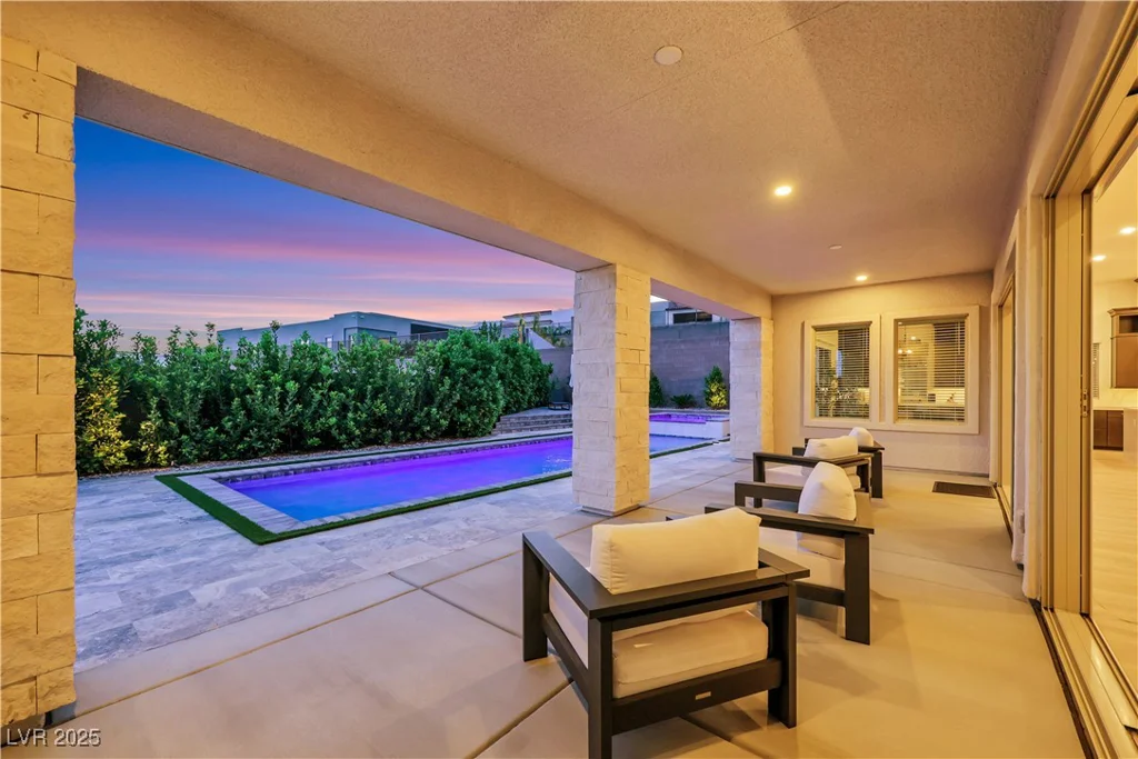 11895 SKYLINE ARCH, Las Vegas, NV 89138