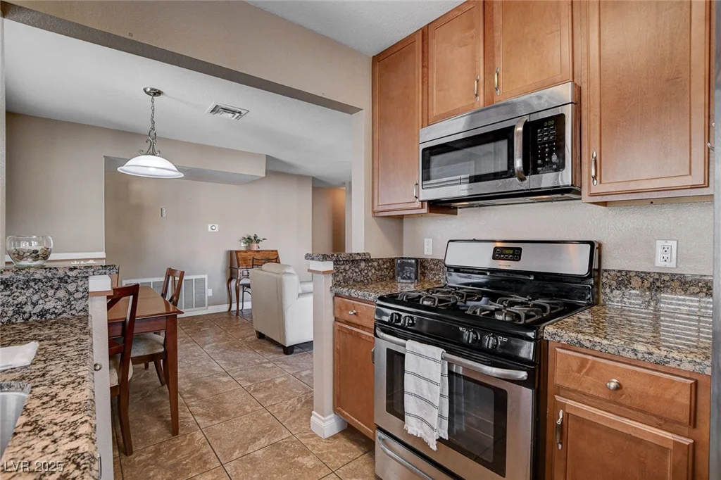 4860 Nara Vista, Las Vegas, NV 89103