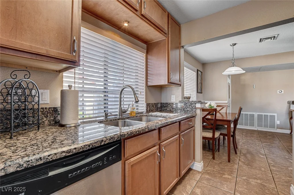4860 Nara Vista, Las Vegas, NV 89103