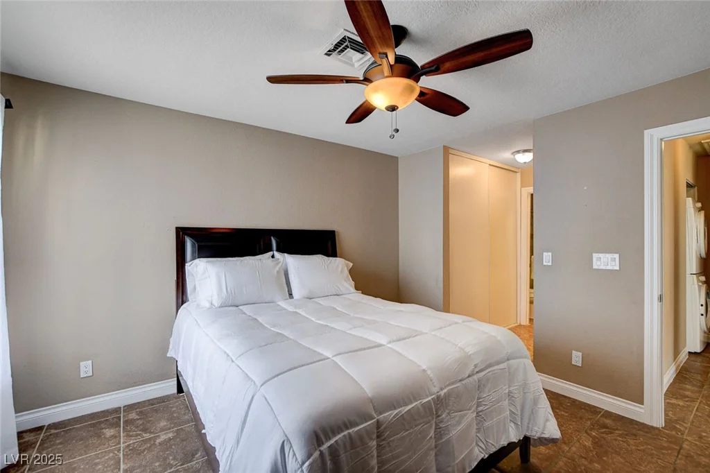 4860 Nara Vista, Las Vegas, NV 89103