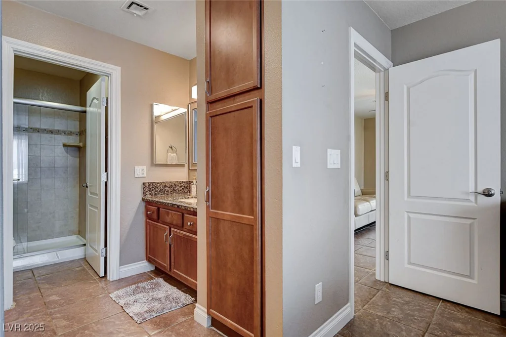 4860 Nara Vista, Las Vegas, NV 89103