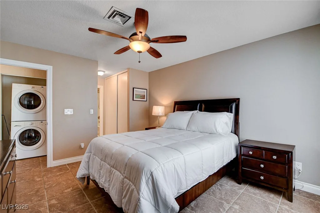4860 Nara Vista, Las Vegas, NV 89103