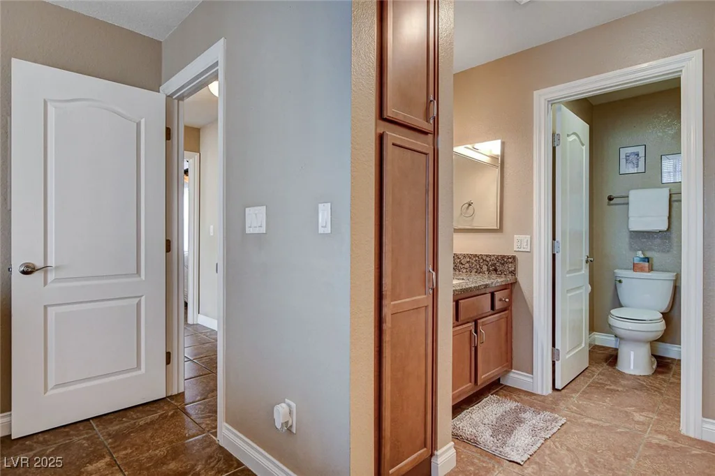4860 Nara Vista, Las Vegas, NV 89103