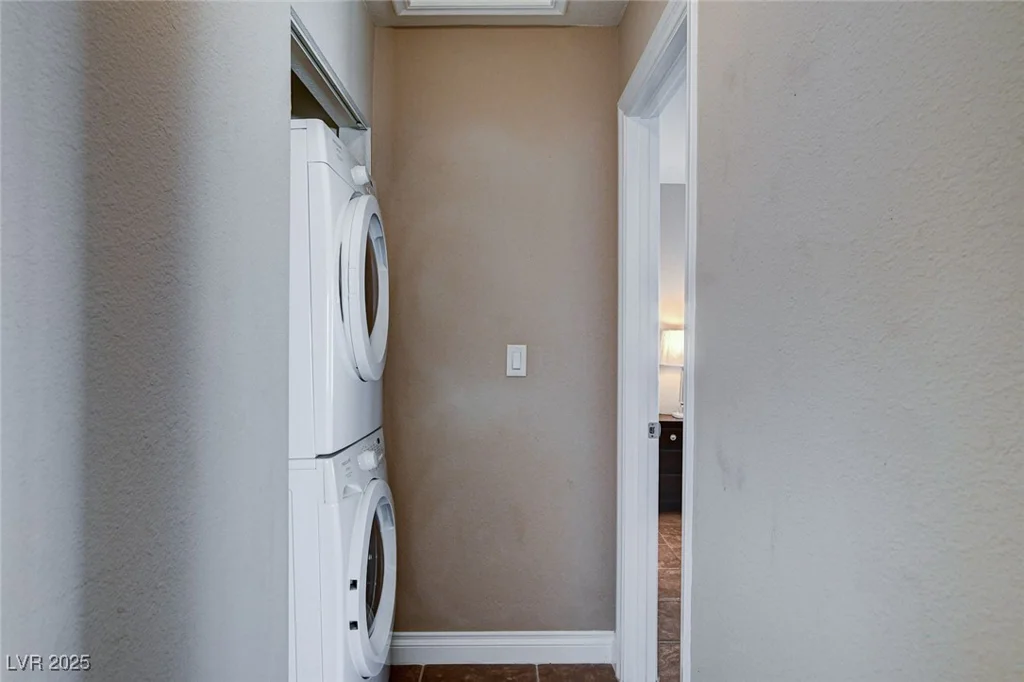 4860 Nara Vista, Las Vegas, NV 89103