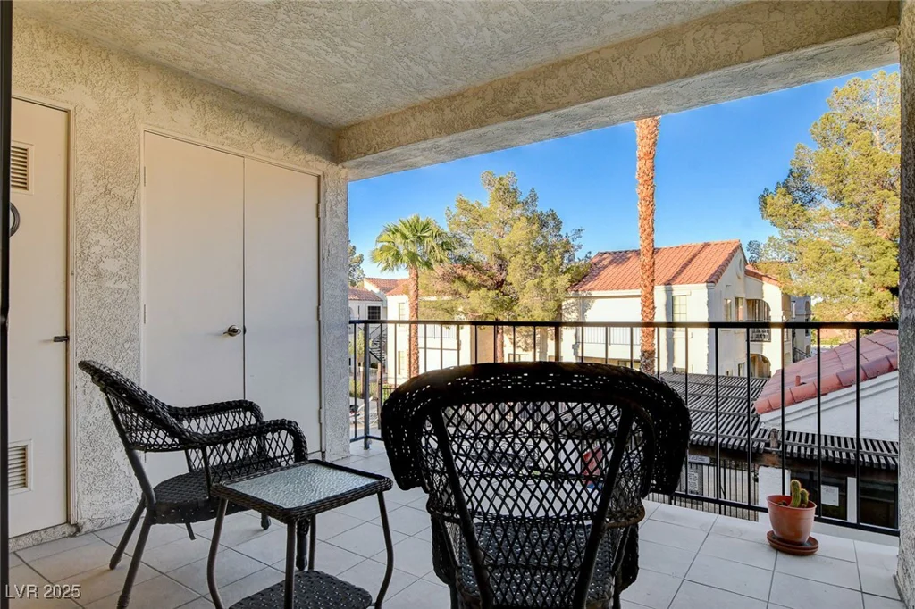 4860 Nara Vista, Las Vegas, NV 89103