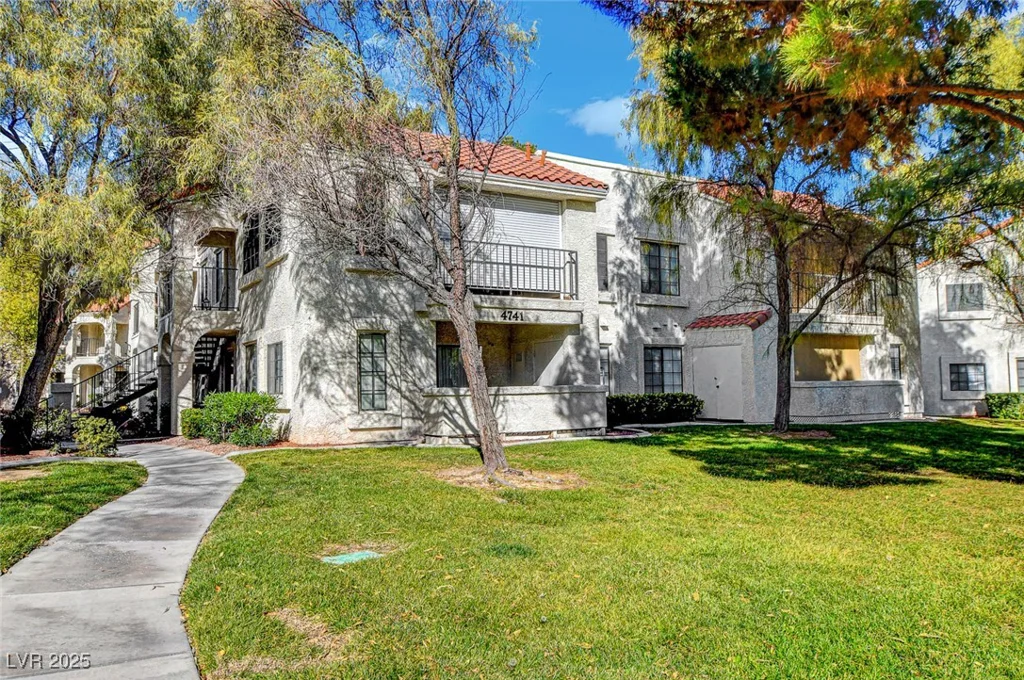 4860 Nara Vista, Las Vegas, NV 89103