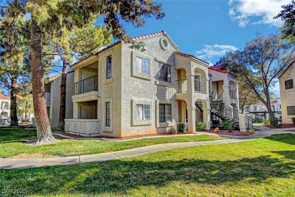 4860 Nara Vista, Las Vegas, NV 89103