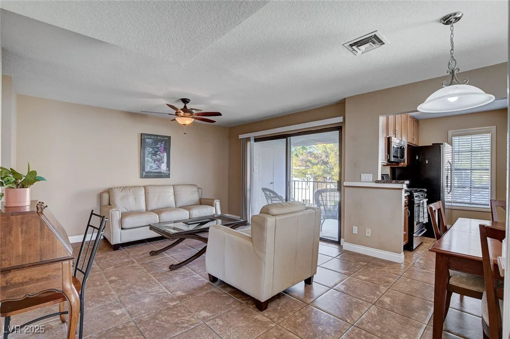 4860 Nara Vista, Las Vegas, NV 89103