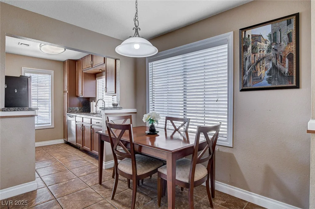 4860 Nara Vista, Las Vegas, NV 89103
