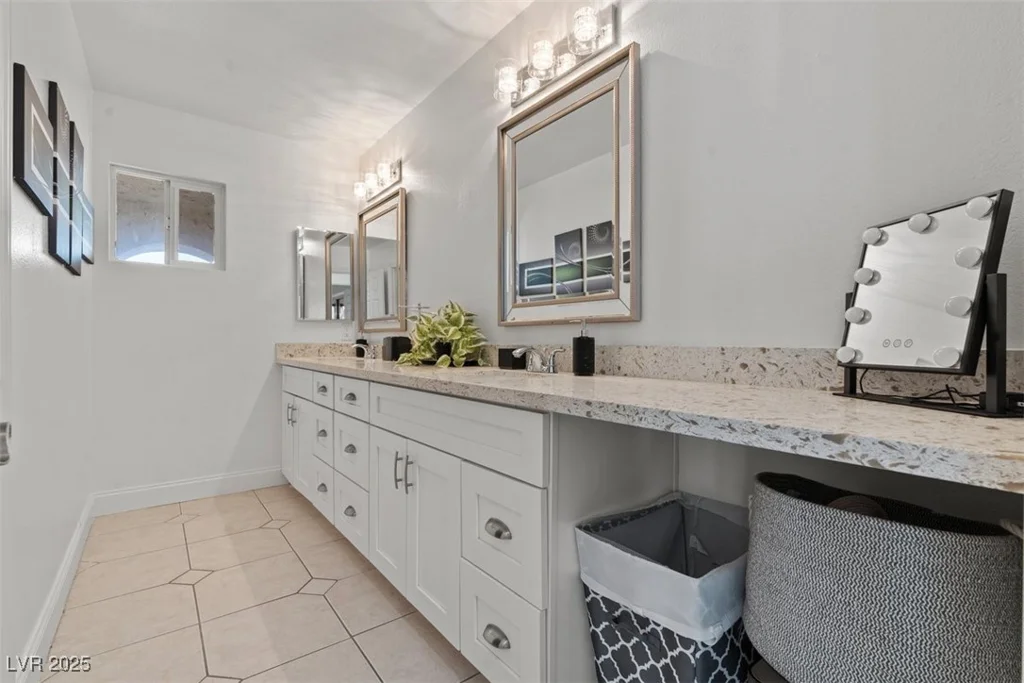 2639 Regency Cove, Las Vegas, NV 89121