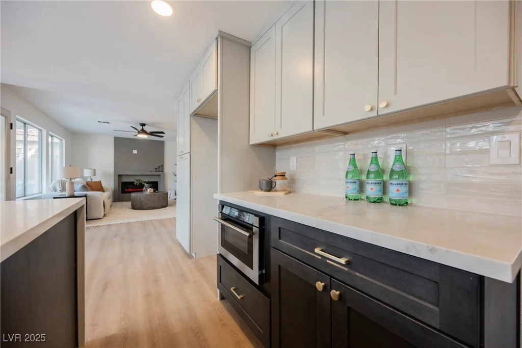 8401 Airmont, Las Vegas, NV 89128