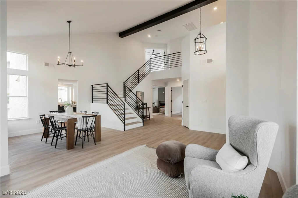 8401 Airmont, Las Vegas, NV 89128