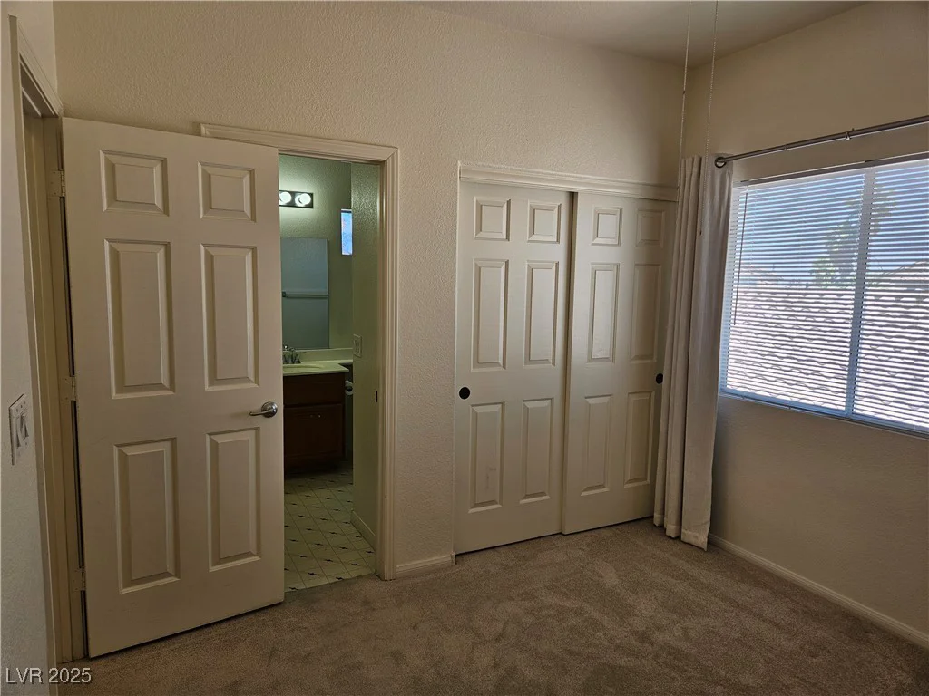 7849 Blue Brook, Las Vegas, NV 89147
