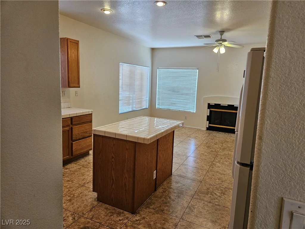 7849 Blue Brook, Las Vegas, NV 89147