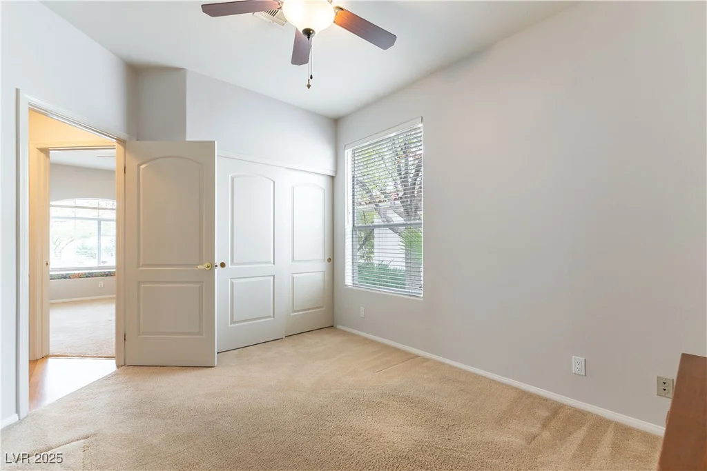 1933 Davina, Henderson, NV 89074