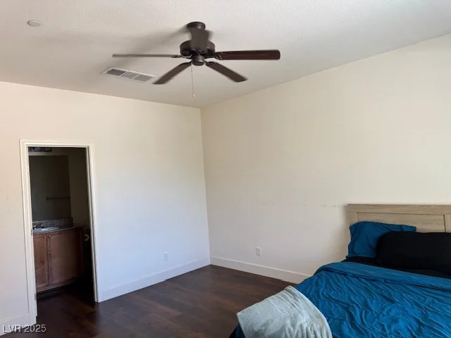4554 Townwall, Las Vegas, NV 89115