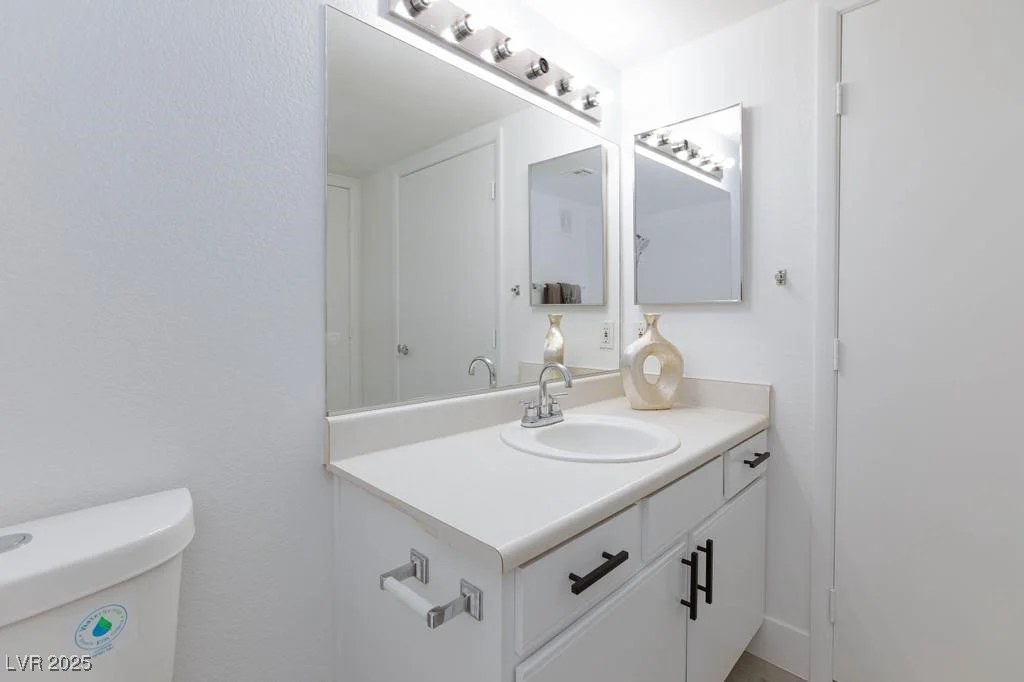 2300 Silverado Ranch, Las Vegas, NV 89183