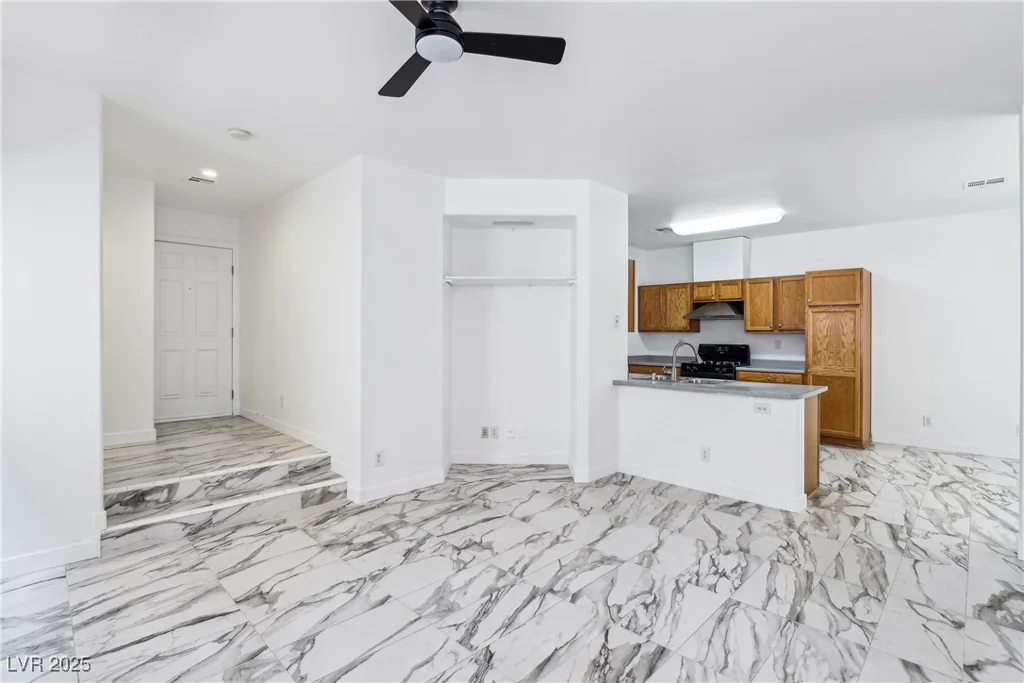 7331 Carrot Ridge, Las Vegas, NV 89139
