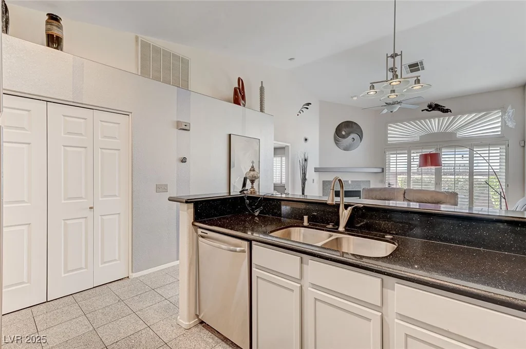 5171 Briar Patch, Las Vegas, NV 89118
