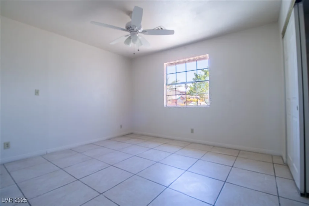 5170 Pearl, Las Vegas, NV 89120