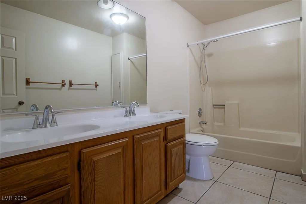 5170 Pearl, Las Vegas, NV 89120