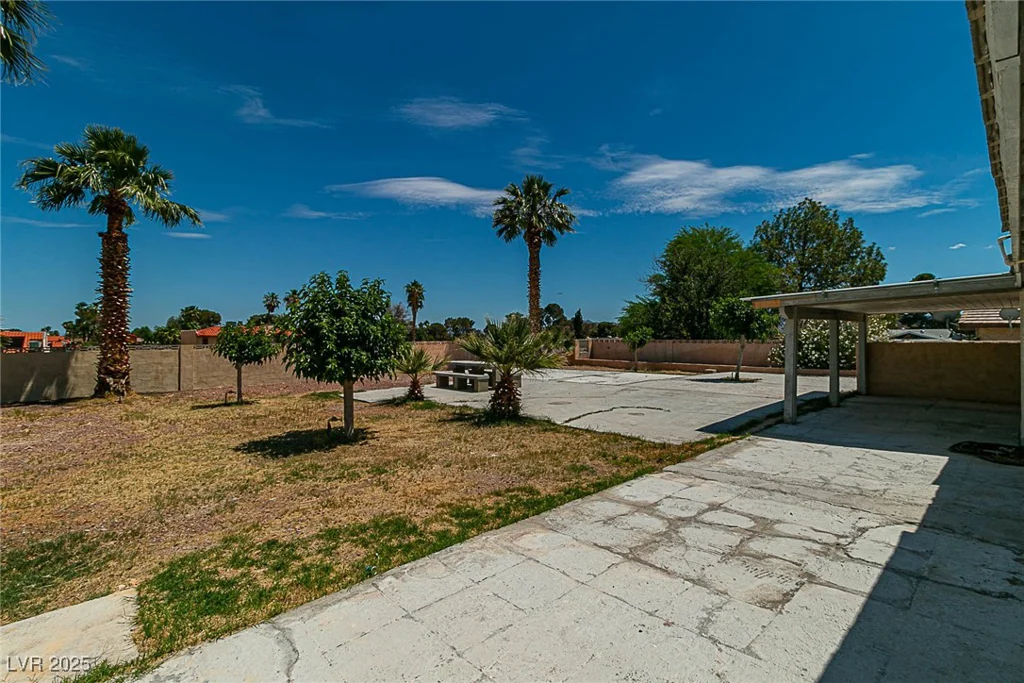 5170 Pearl, Las Vegas, NV 89120