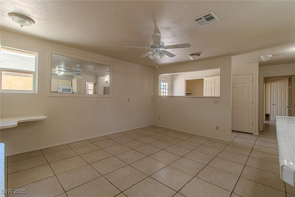 5170 Pearl, Las Vegas, NV 89120