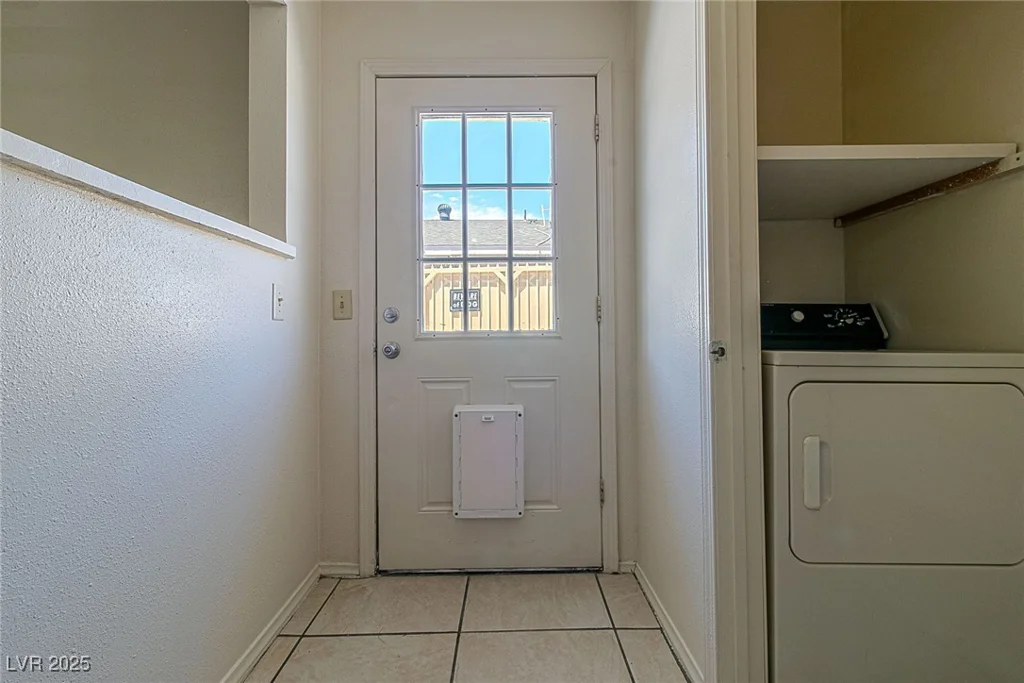 5170 Pearl, Las Vegas, NV 89120