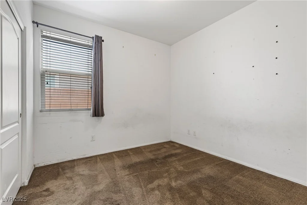 6354 Point Isabel, Las Vegas, NV 89122