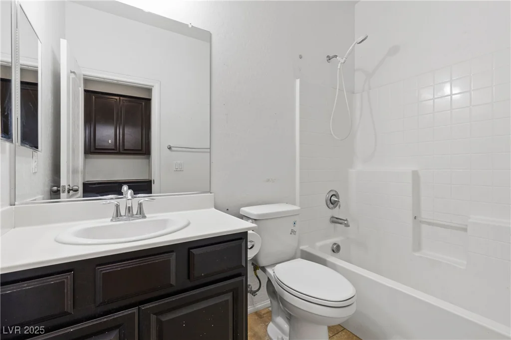 6354 Point Isabel, Las Vegas, NV 89122