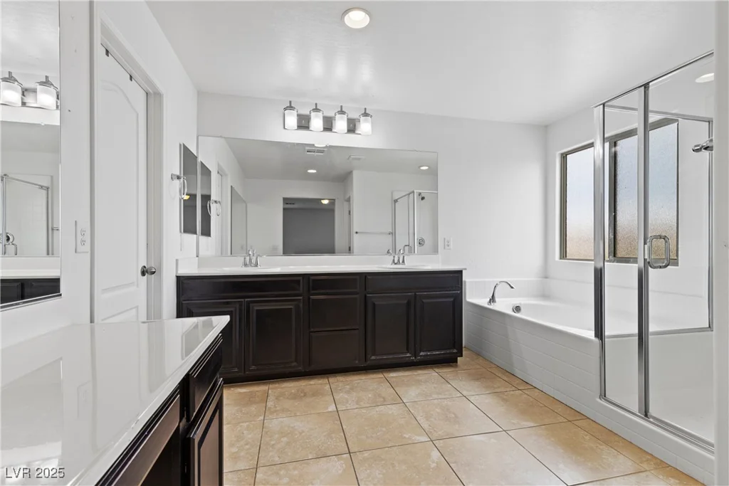 6354 Point Isabel, Las Vegas, NV 89122