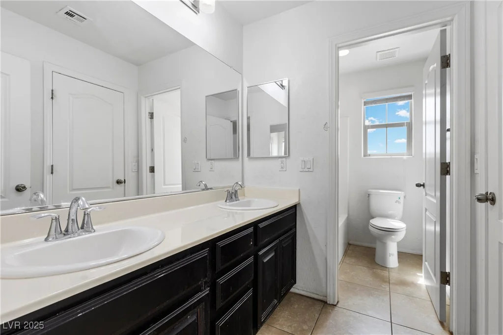 6354 Point Isabel, Las Vegas, NV 89122