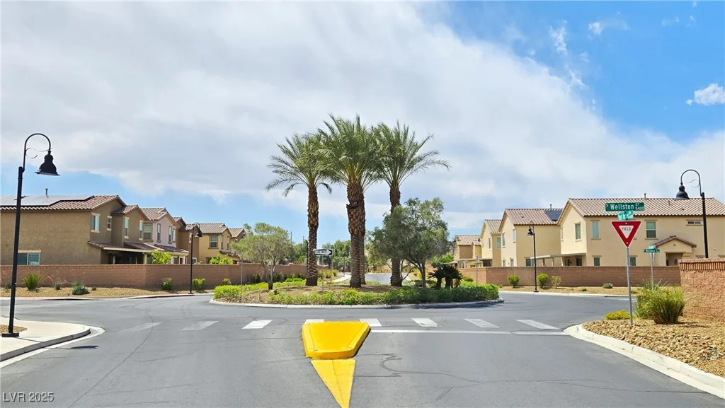 6354 Point Isabel, Las Vegas, NV 89122