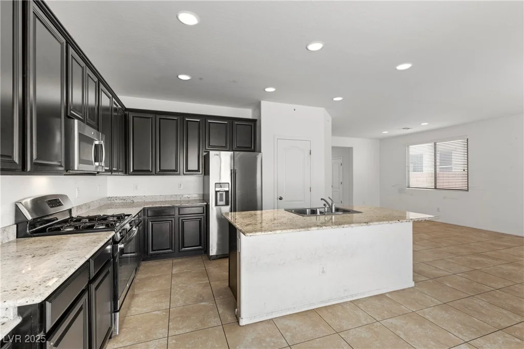 6354 Point Isabel, Las Vegas, NV 89122