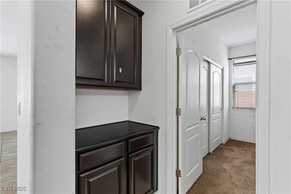6354 Point Isabel, Las Vegas, NV 89122
