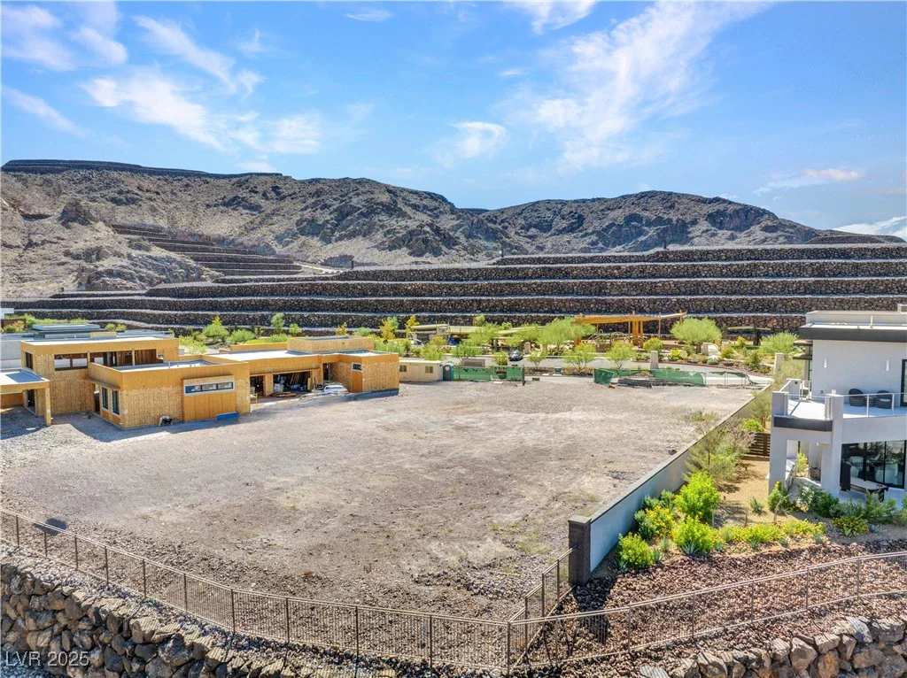 12 Sanctuary Peak, Henderson, NV 89012